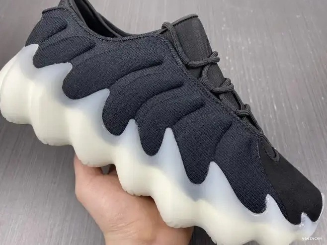 H68031 YEEZY 400 ADIDAS 0625